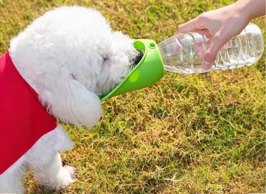 Portable Pet Water Drinking Artifact Outdoor Foldable Water Dispenser for Walking Dog Leak Proof Pet Water Bottle Support Replaceable Bottle