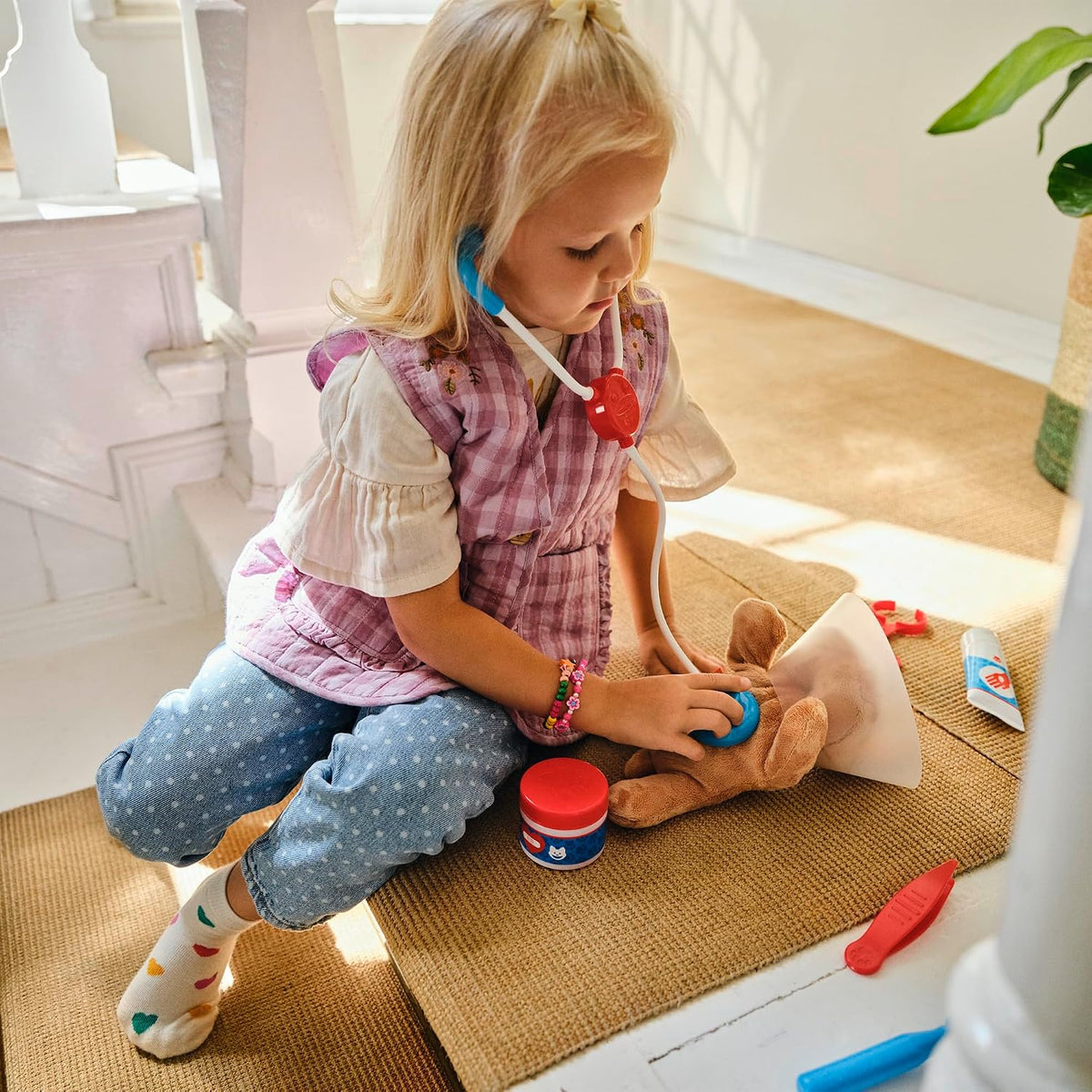 Melissa & Doug Examine and Treat Pet Vet Play Set, 24-Piece Animal Doctor Playset with Dog & Cat Plushies, Pet Doctor Kit & Accessories, Preschool Toys for Girls & Boys Ages 3+